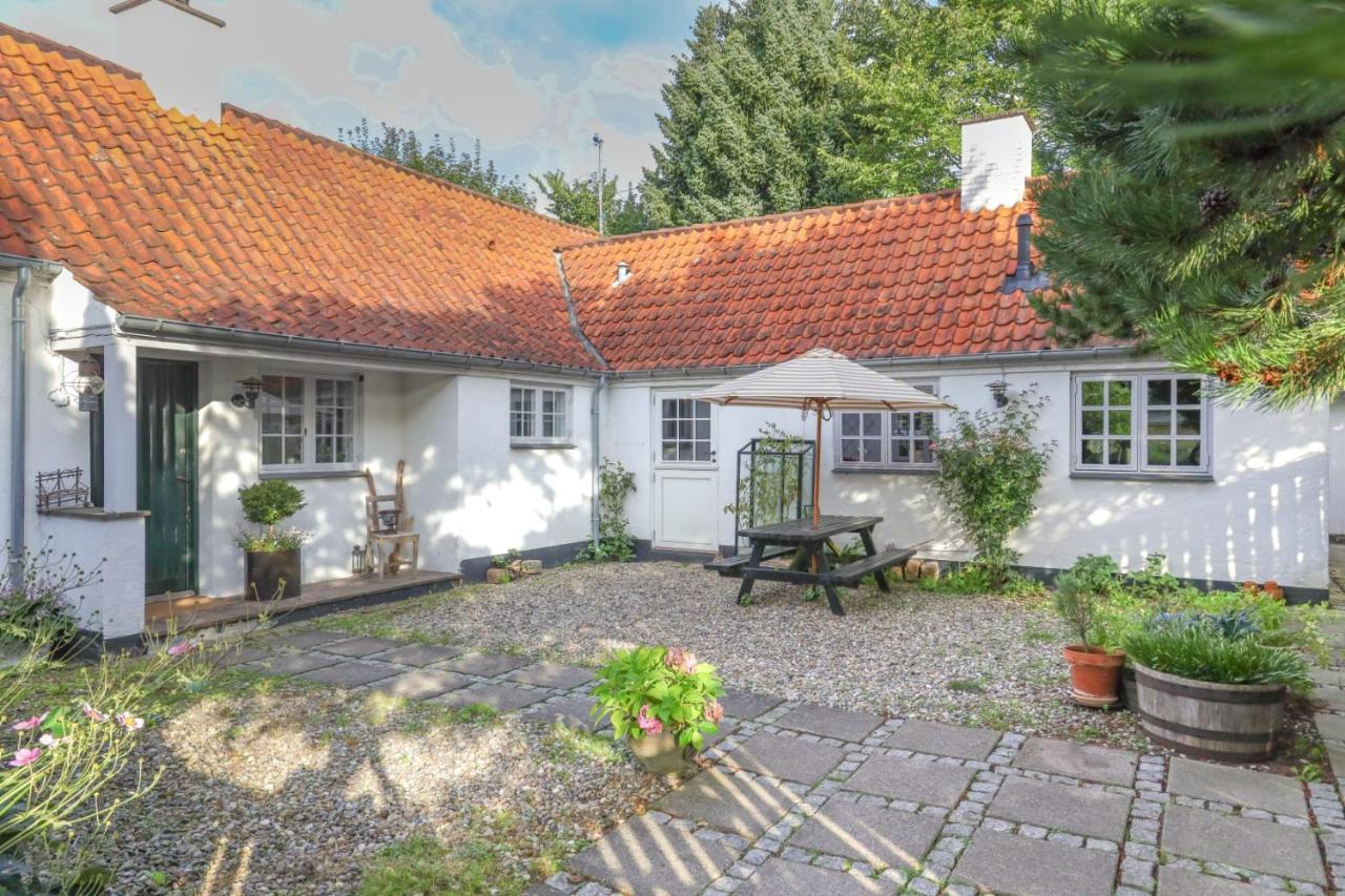 The Guest House Snekkersten Екстер'єр фото